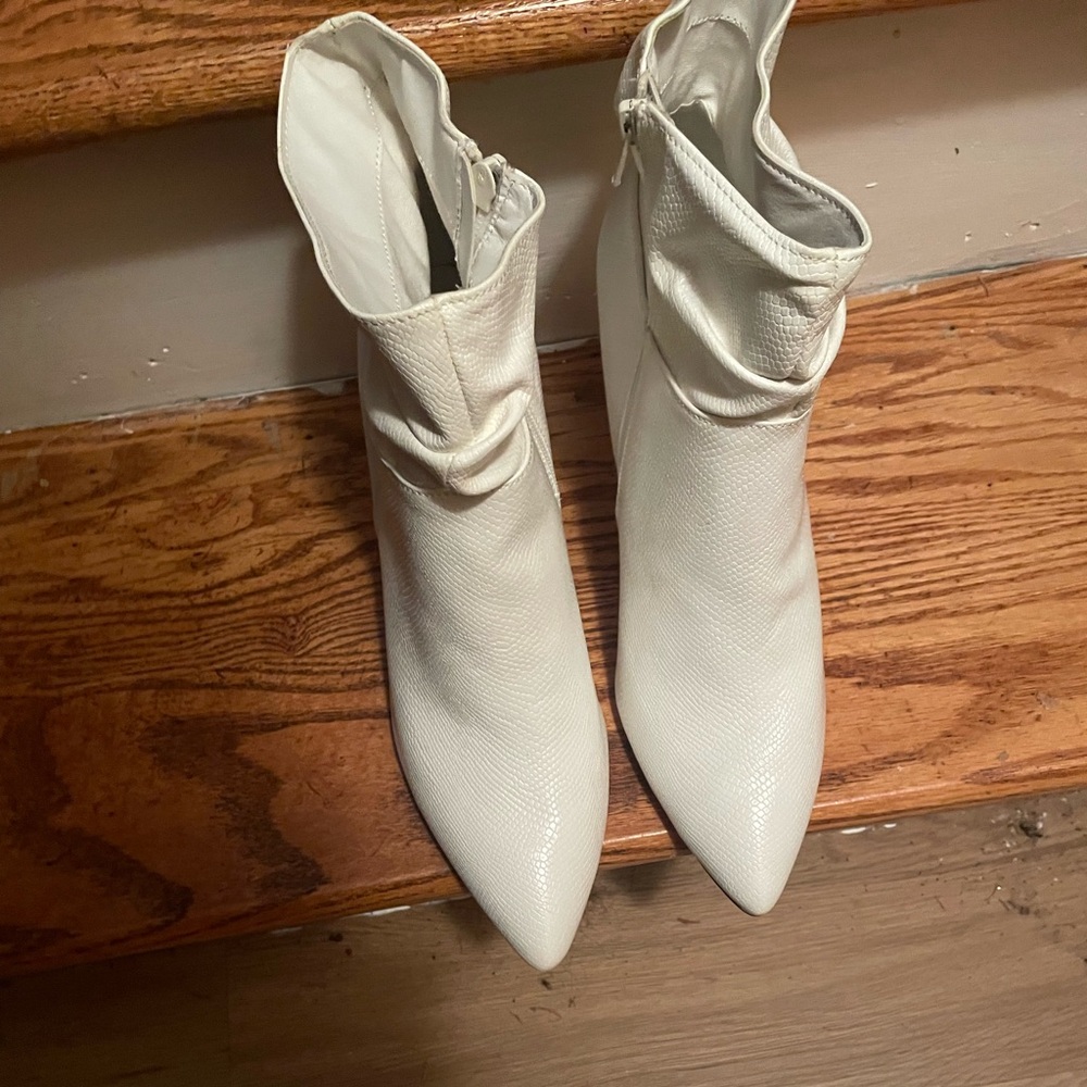 Cute Ankle boots!